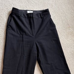 Wide legged trousers, Aritzia, size 6